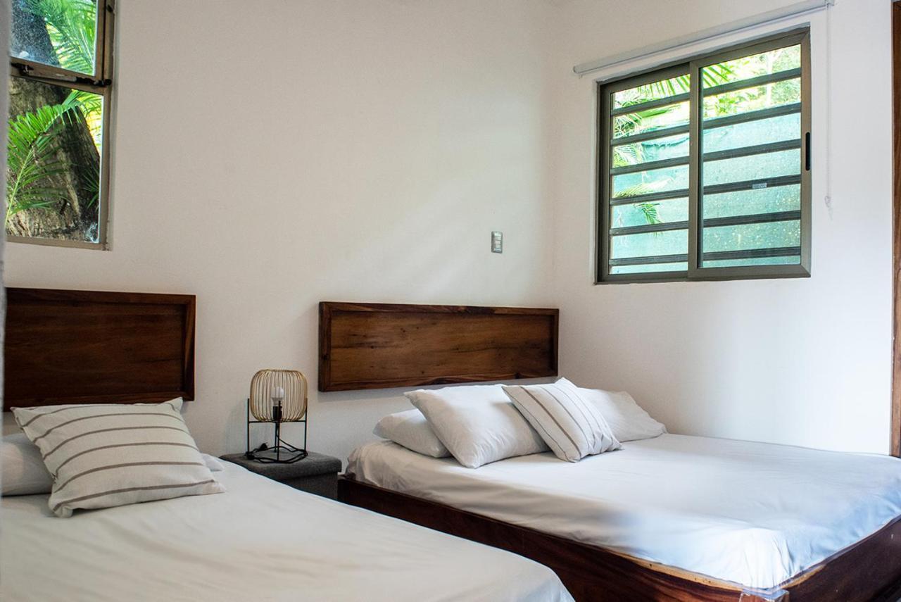 Nautilus Surf & Yoga Villas Santa Teresa Playa Santa Teresa  Exteriör bild