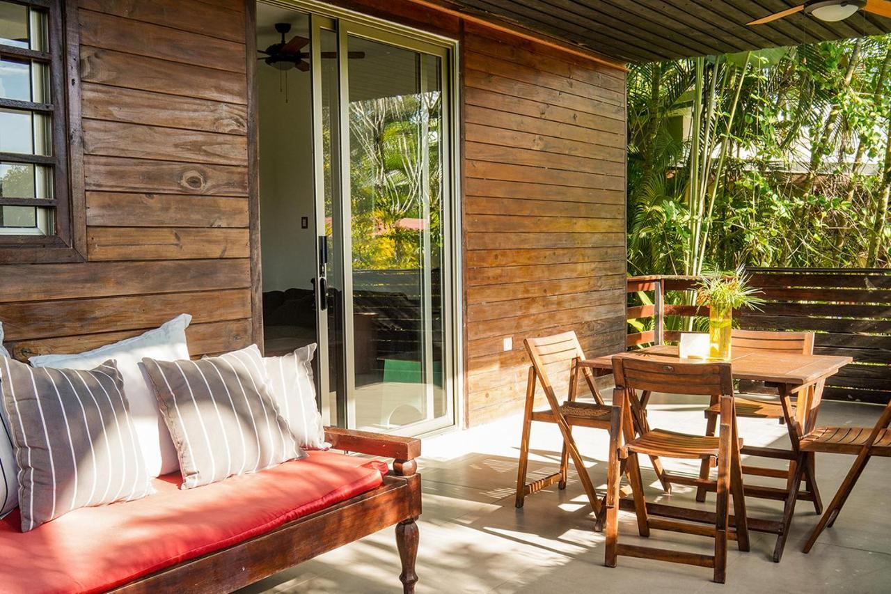 Nautilus Surf & Yoga Villas Santa Teresa Playa Santa Teresa  Exteriör bild