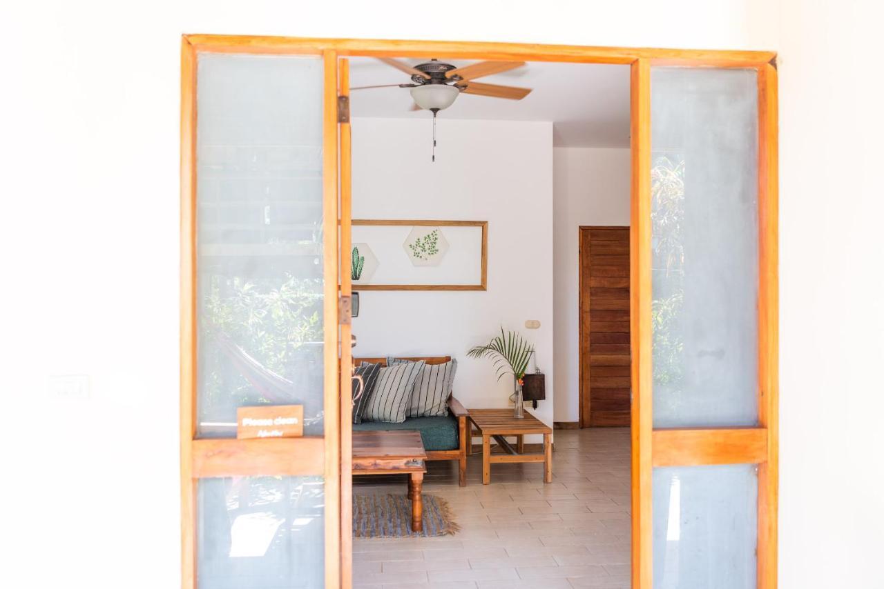 Nautilus Surf & Yoga Villas Santa Teresa Playa Santa Teresa  Exteriör bild
