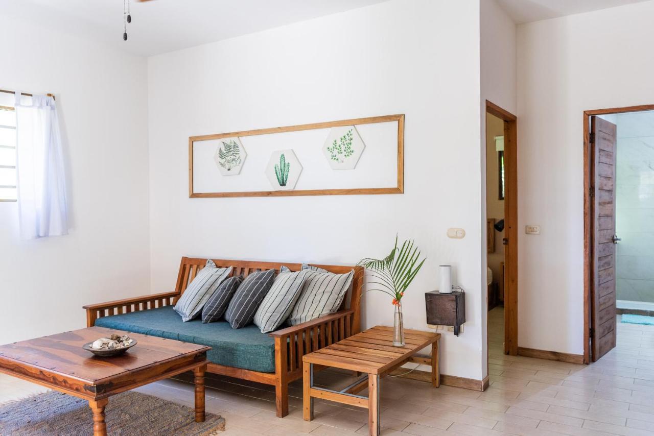 Nautilus Surf & Yoga Villas Santa Teresa Playa Santa Teresa  Exteriör bild