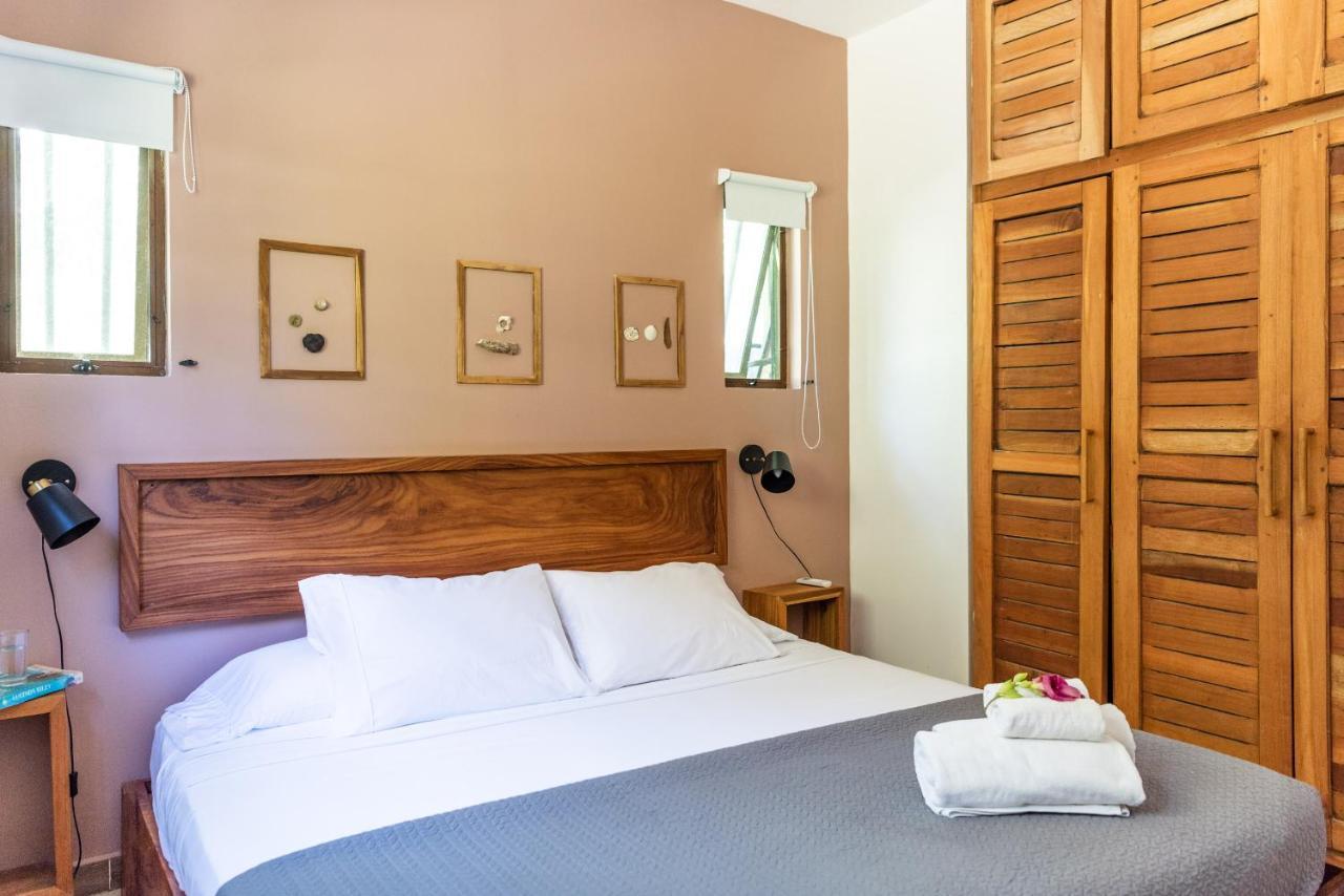 Nautilus Surf & Yoga Villas Santa Teresa Playa Santa Teresa  Exteriör bild