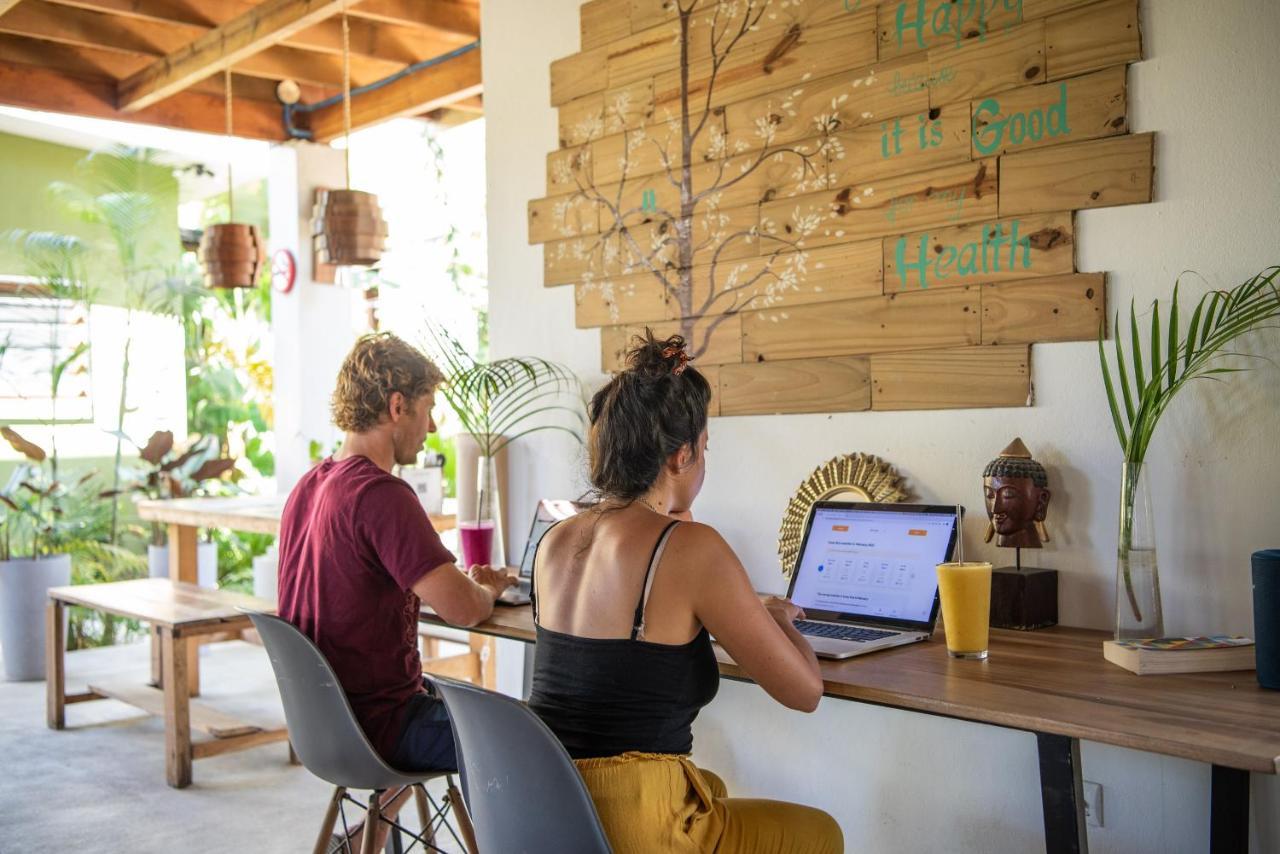 Nautilus Surf & Yoga Villas Santa Teresa Playa Santa Teresa  Exteriör bild