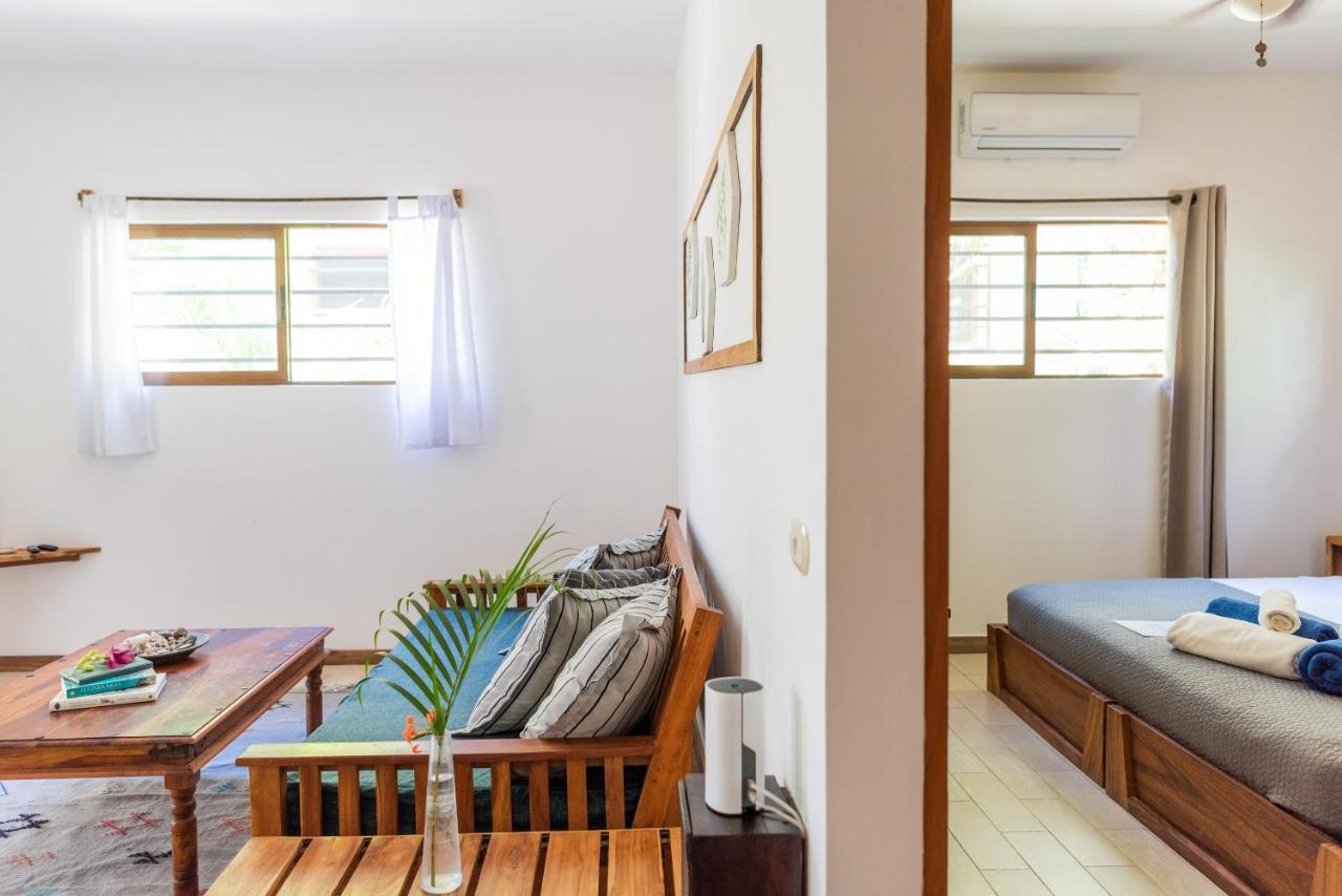 Nautilus Surf & Yoga Villas Santa Teresa Playa Santa Teresa  Exteriör bild