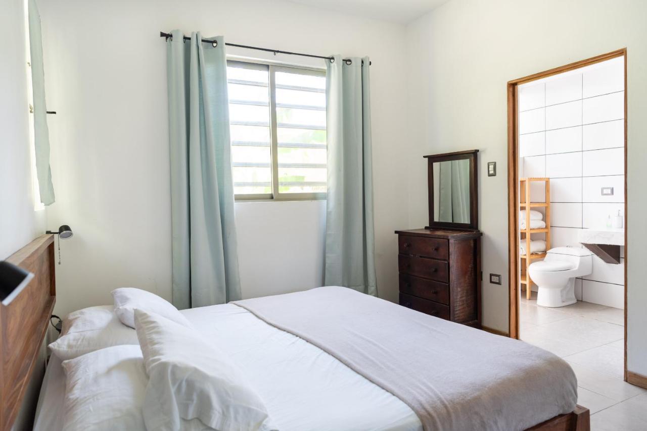 Nautilus Surf & Yoga Villas Santa Teresa Playa Santa Teresa  Exteriör bild